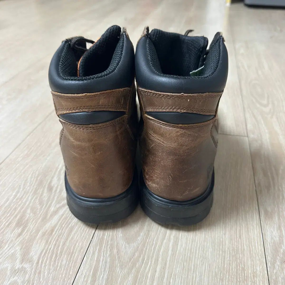 ブーツ ウォーカー