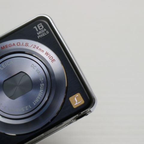 新品同様 DMC-FH8 ブラック 即日発送 デジカメ Panasonic デジタル