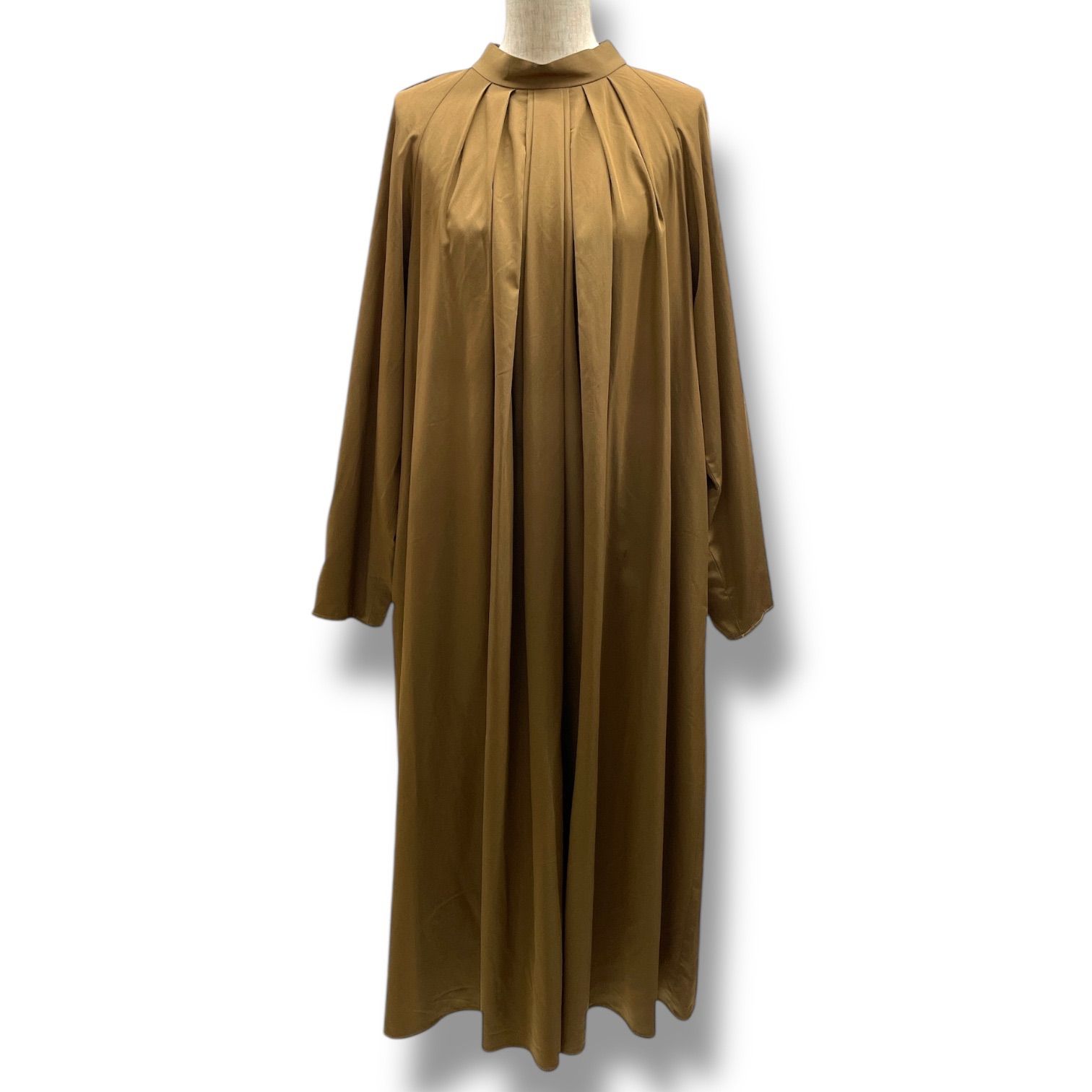 ADORE アドーア タスランストレッチワンピース シャツワンピース スタンド ひざ丈 長袖 光沢 531 2240910 茶色 ブラウン レディース 通年 ゴーゴー古着 23 No 1407