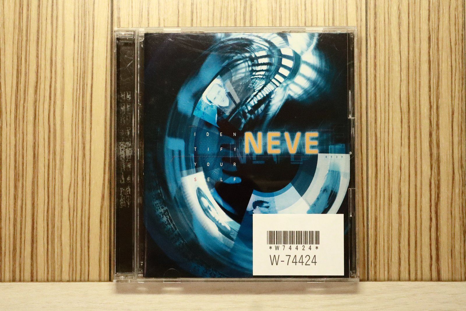 国内盤CD☆ニーヴ/NEVE□ IDENTIFY YOURSELF 【SRCS8939/4988009893990