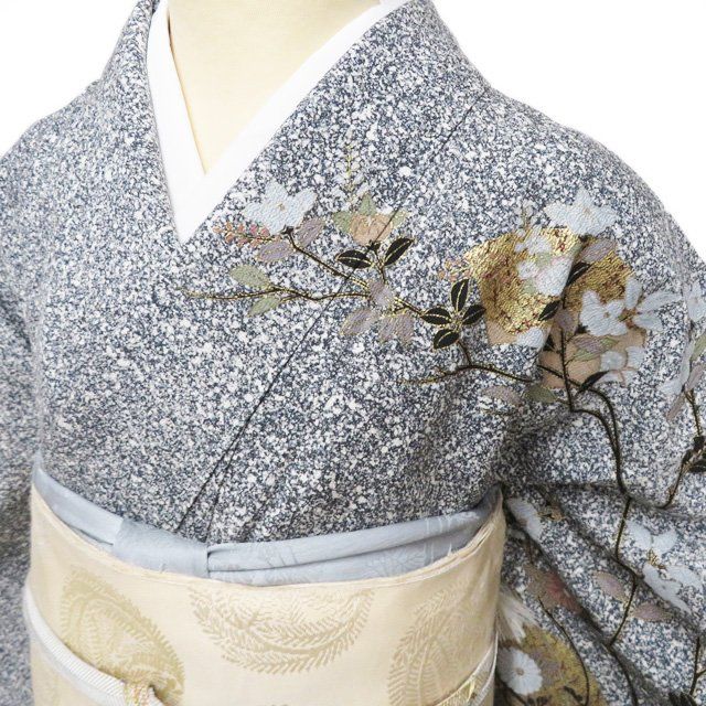 訪問着 着物 未使用 正絹 袷 フォーマル たたき染め 花の図 地紙 黒色