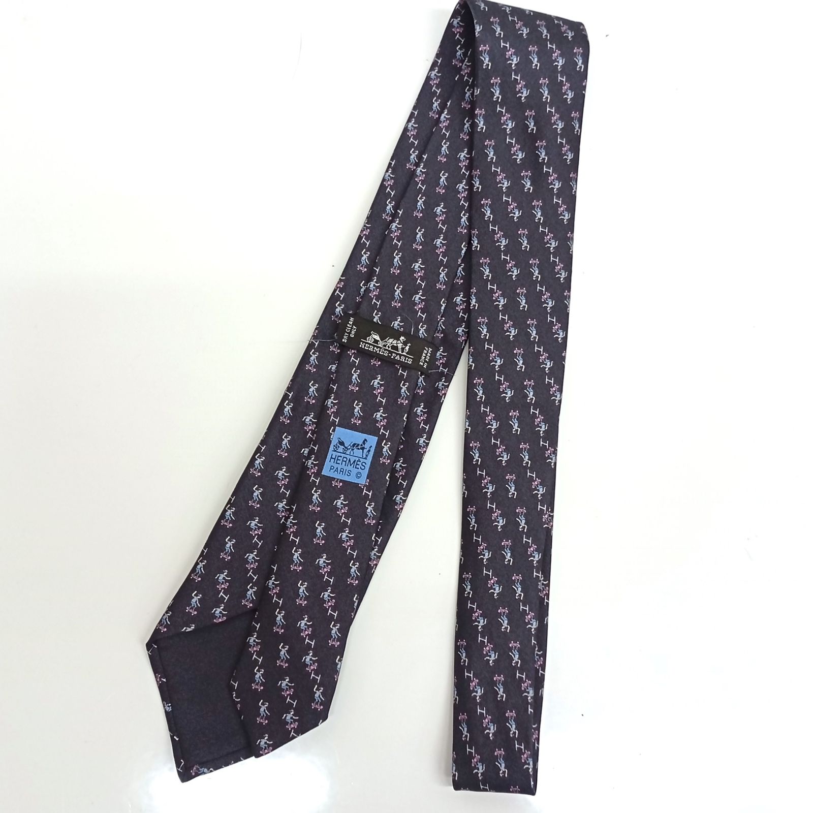 エルメス(HERMES) シルク100％ シルクツイルタイ スケボー柄 605770HA