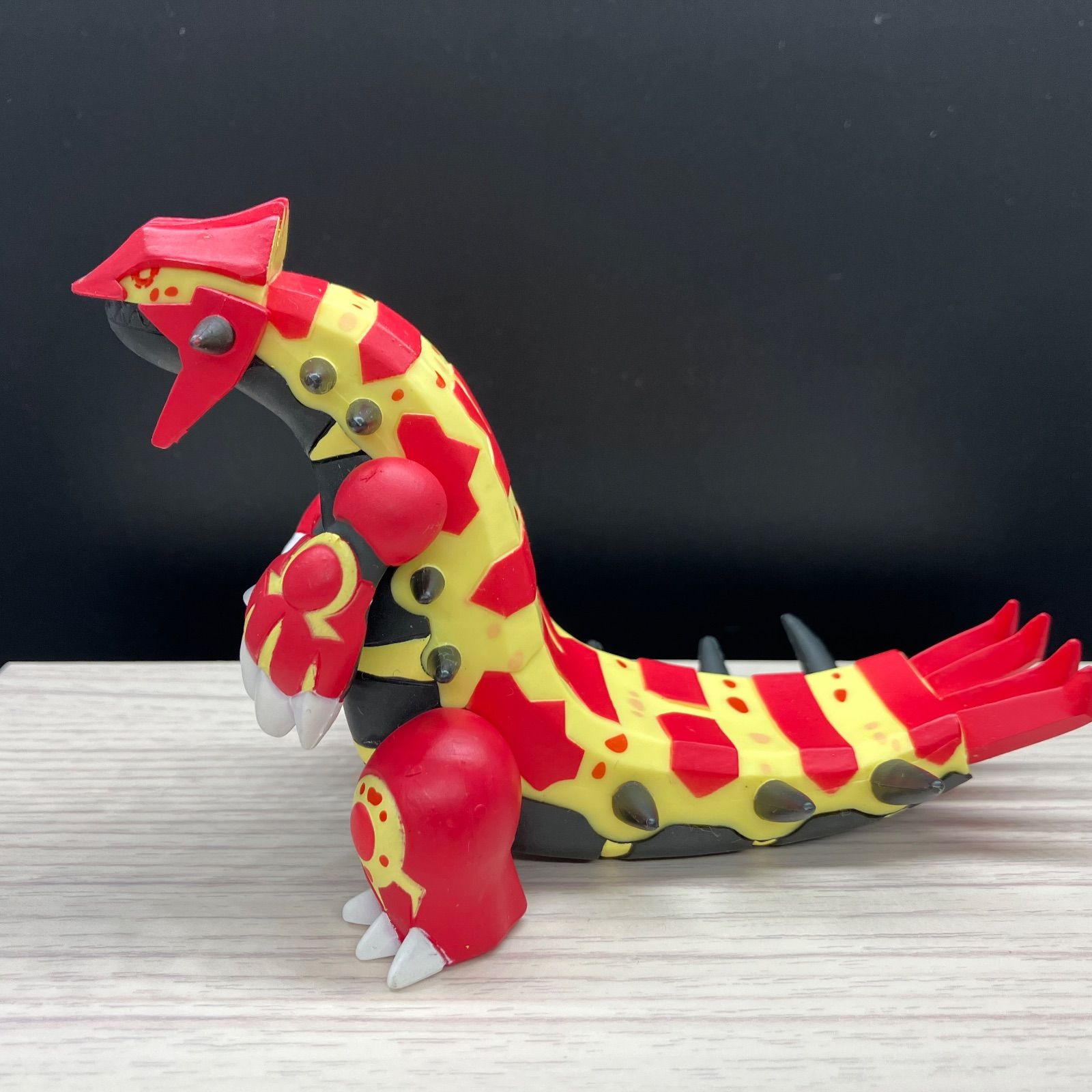ポケモン フィギュア モンコレ レックウザ メガレックウザ グラードン