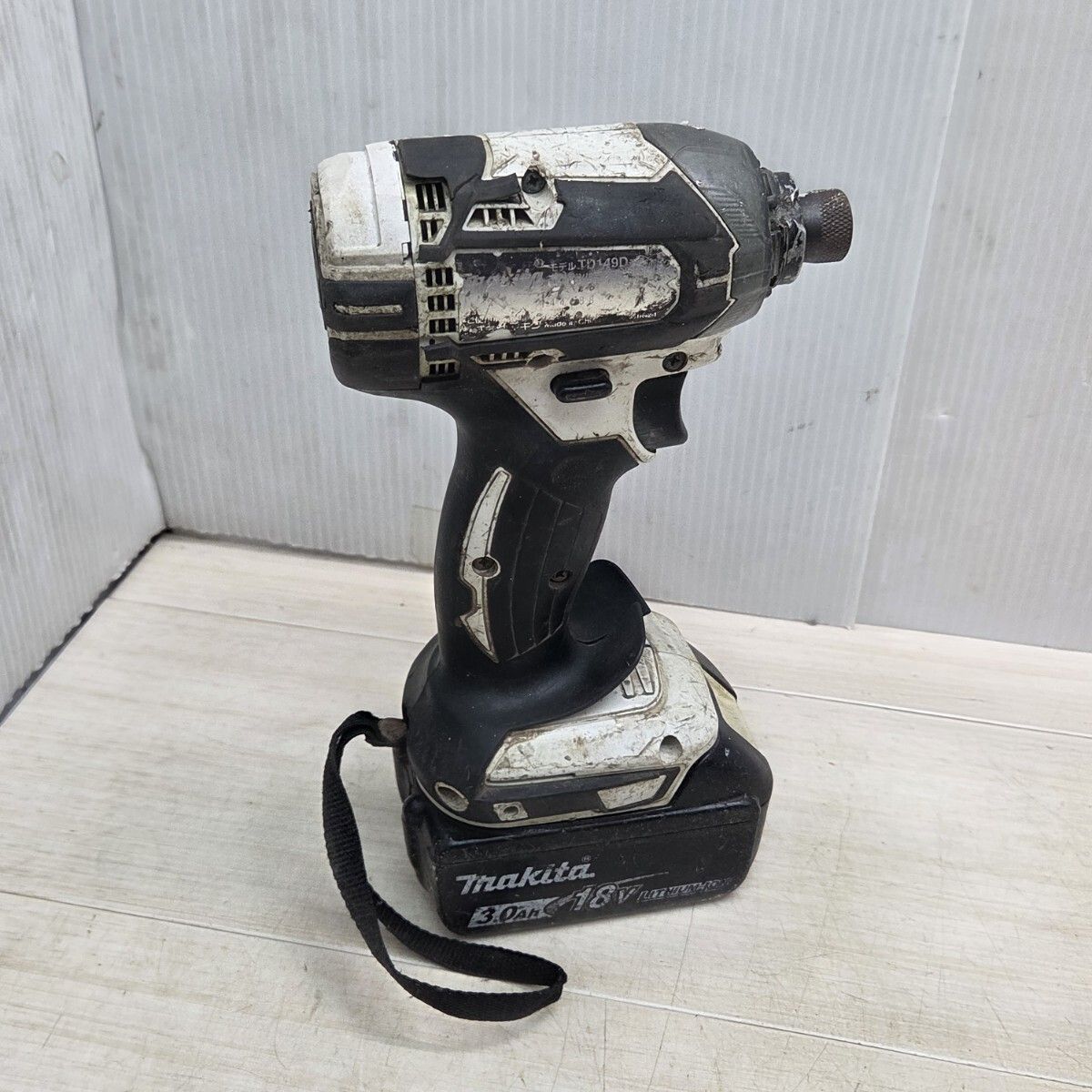 S 98378 マキタ 充電式 インパクトドライバ バッテリー付き TD 149 D