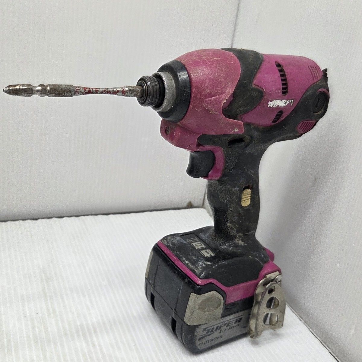 S 00331 日立 14.4 v インパクトドライバ 充電器 ケース付