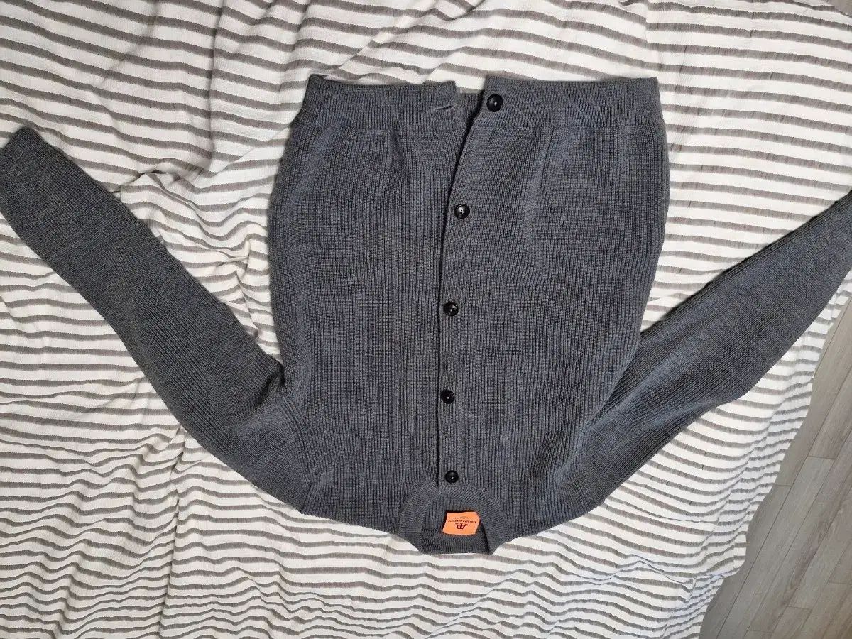 Andersen-Andersen アンデルセンアンデルセン スキッパー グレー