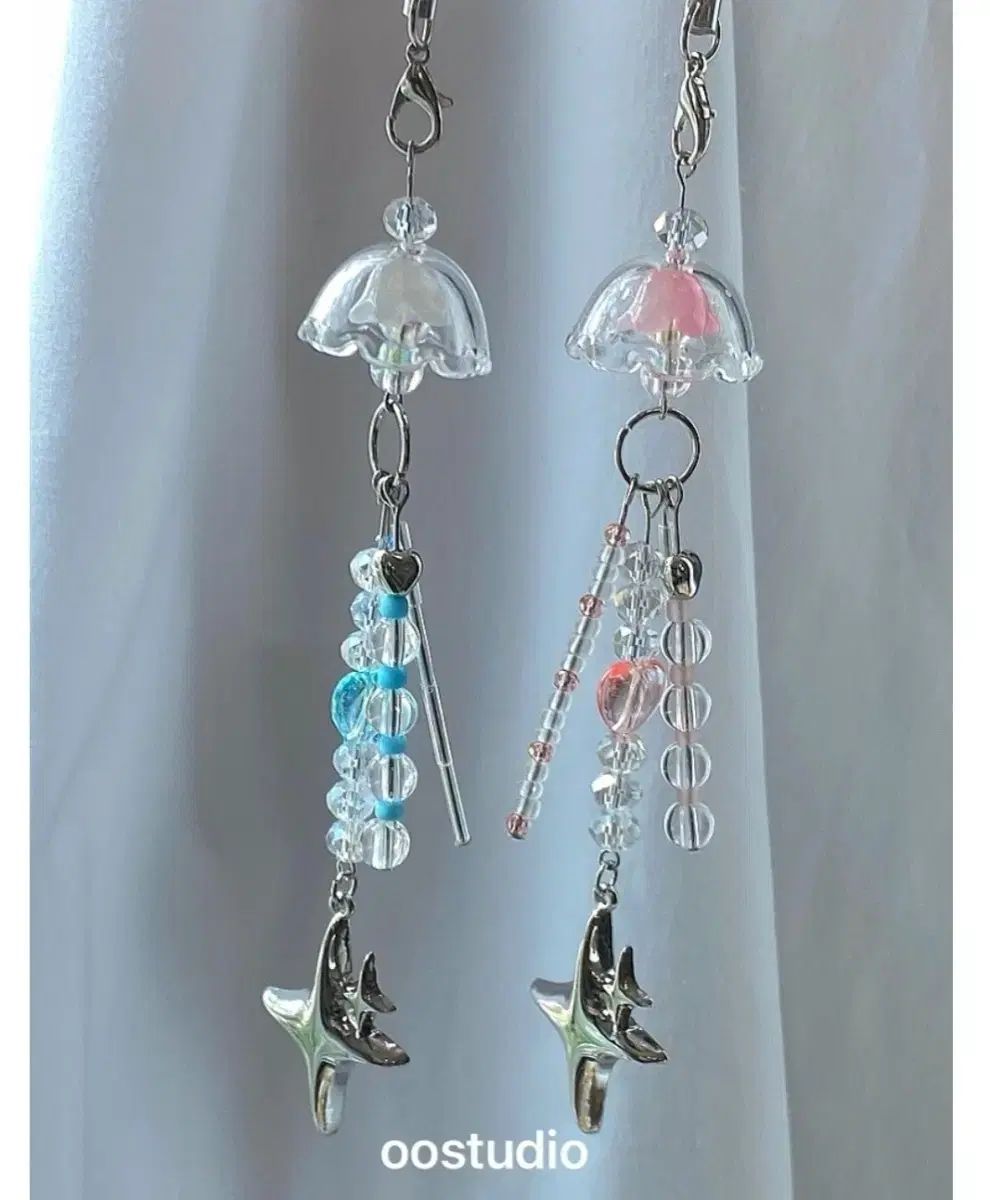 OOSTUDIO クラゲ ビーズキーホルダー WHO リング スマホストラップ