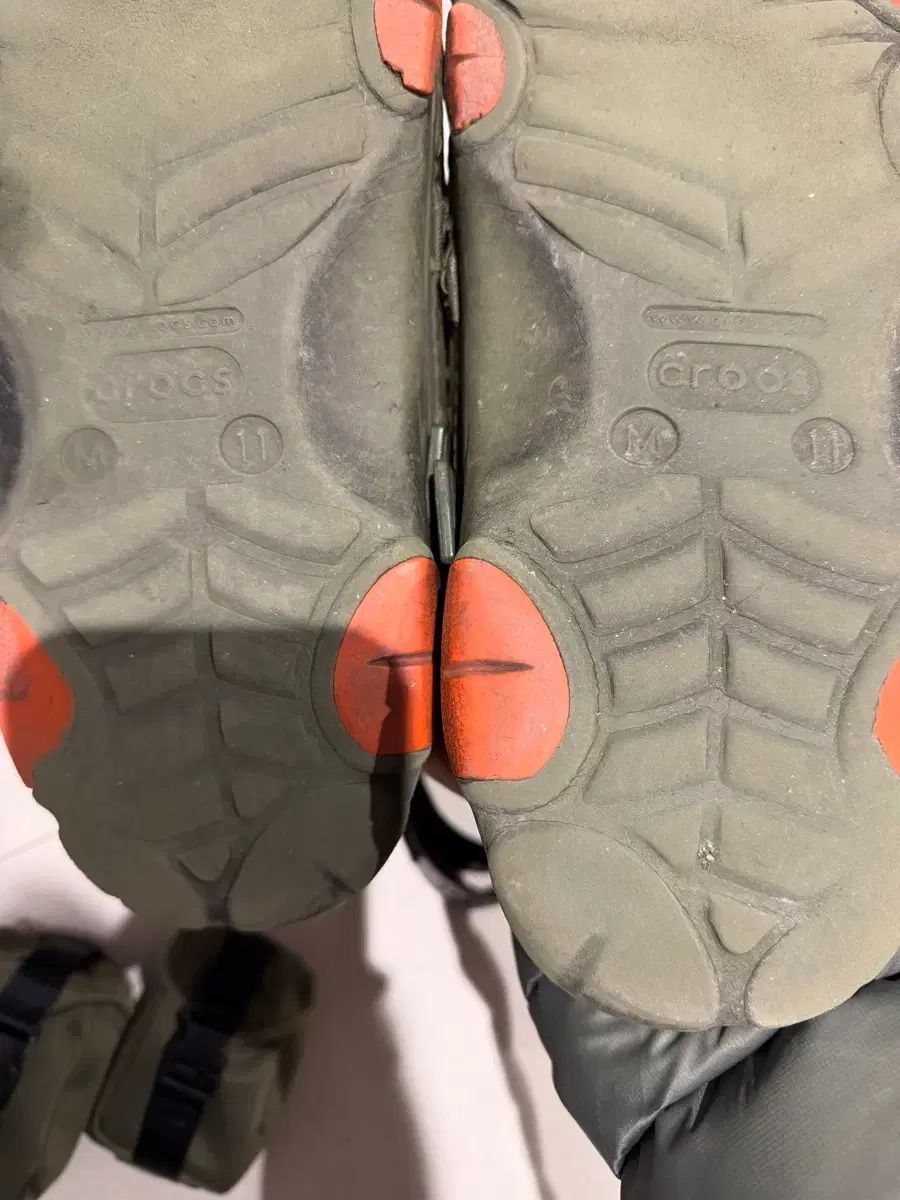 ビームス クロックス オール テレイン オリーブ ma-1