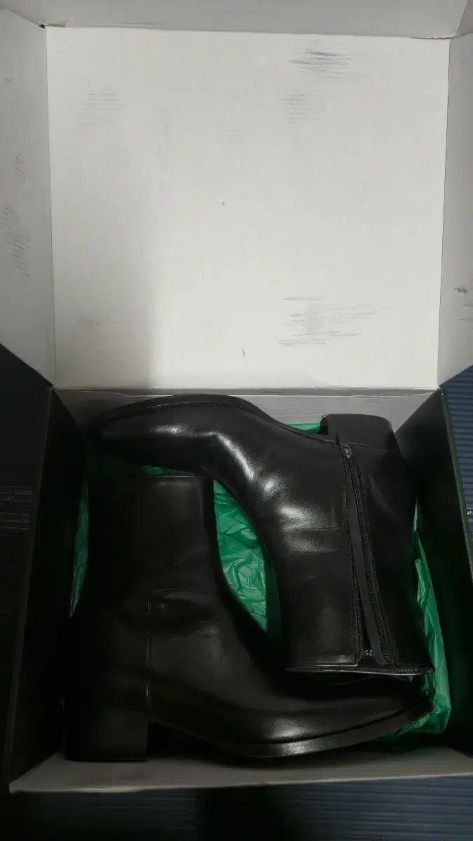 275 ブラッドスタジオ DREW チェルシーブーツ