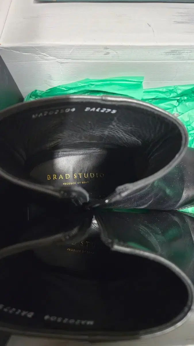 275 ブラッドスタジオ DREW チェルシーブーツ