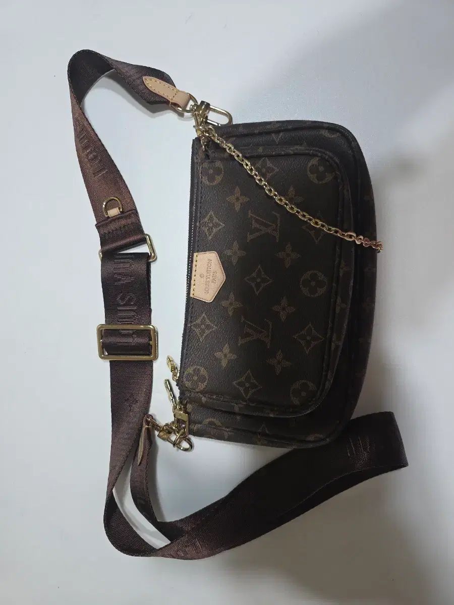 ルイヴィトン マルチ ポシェット アクセソワール モノグラム ブラウン コインケース紛失