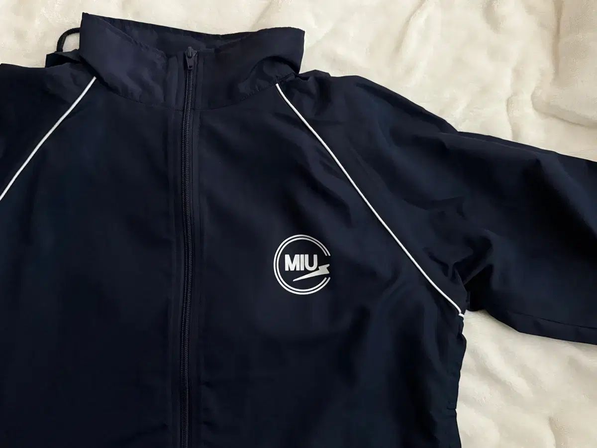 MIU 404 ミウ404 ウィンドブレーカー M