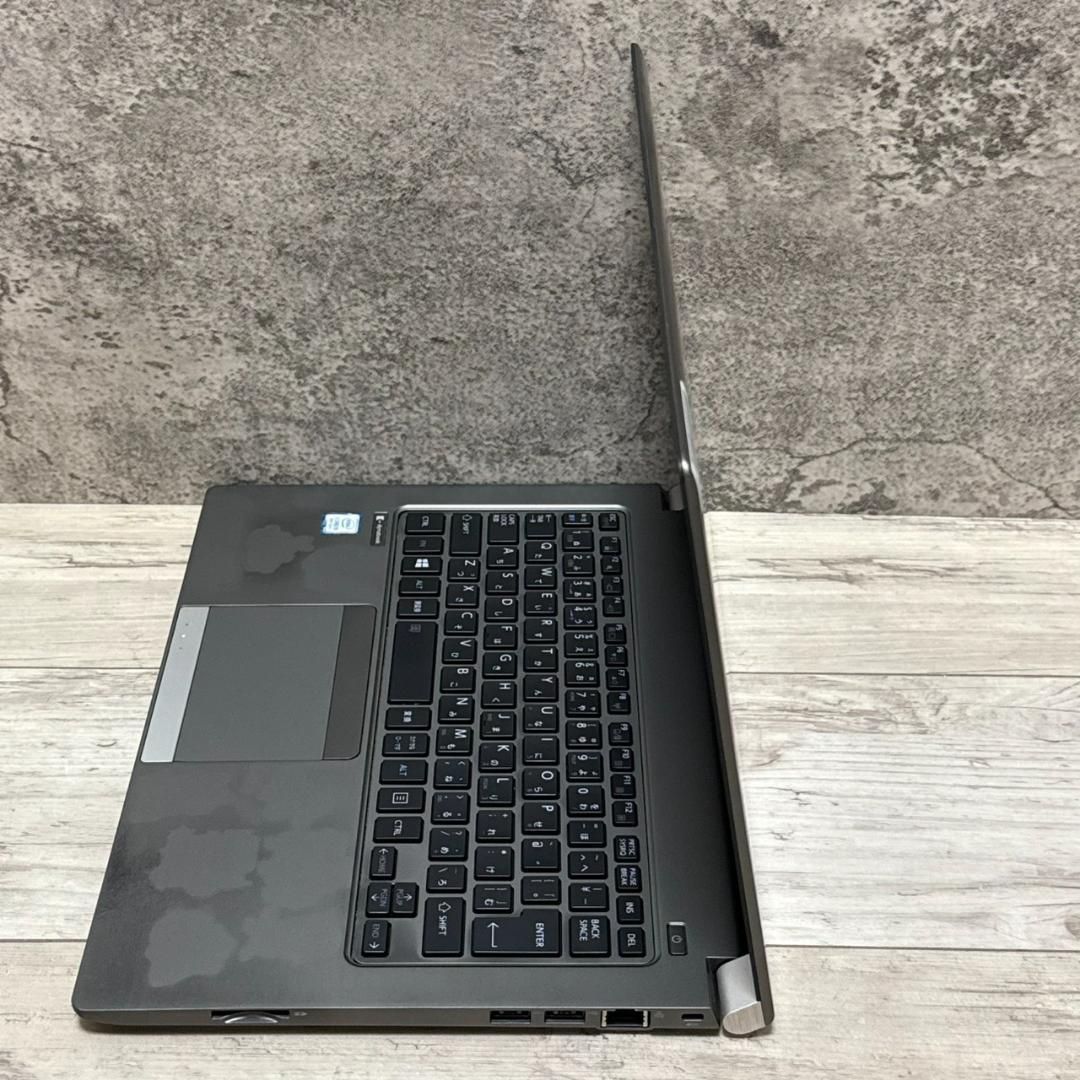 dynabook R63DN 8世代i5 爆速SSD！256GB Office付 Office付き 即納