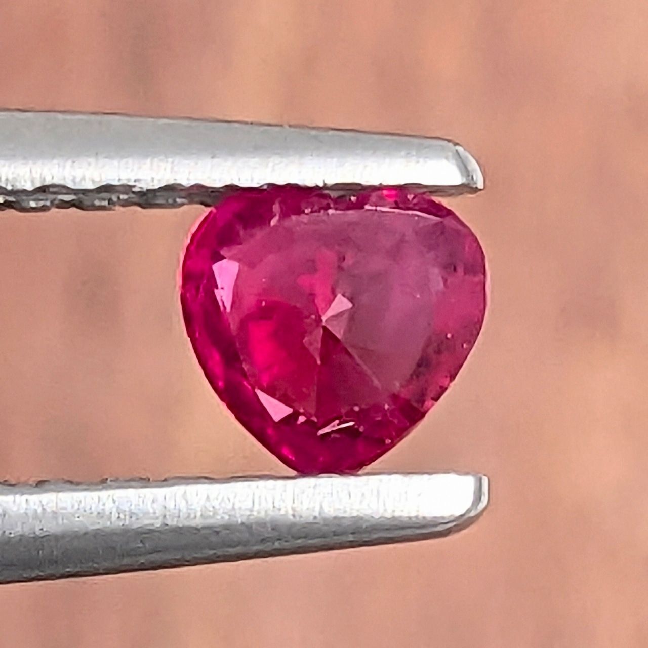 ピジョンブラッドルビー ミャンマー産