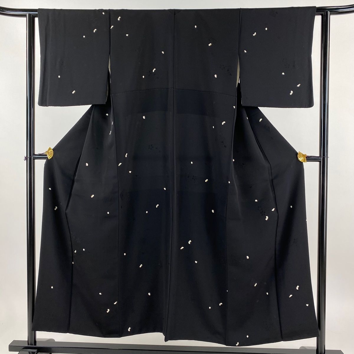 ワンランク上【小紋】蛍暈し　正絹　未使用　裄長め　⭐︎セット割引あり⭐︎ 未使用近い 美品 袷 江戸小紋 寄せ小紋 正絹 フルセット - メルカリ