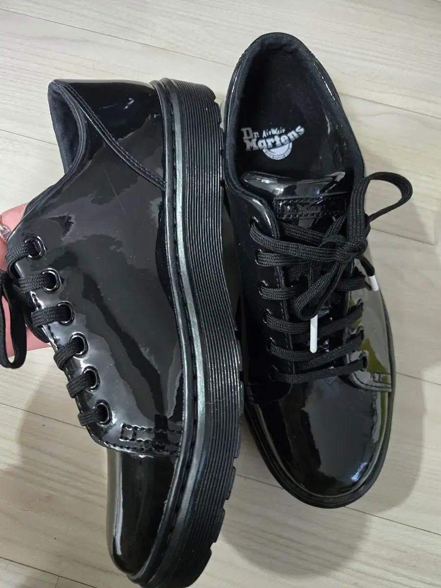 DR. MARTENS ドクターマーチン ダンテ ダン 麻光沢 スニーカー