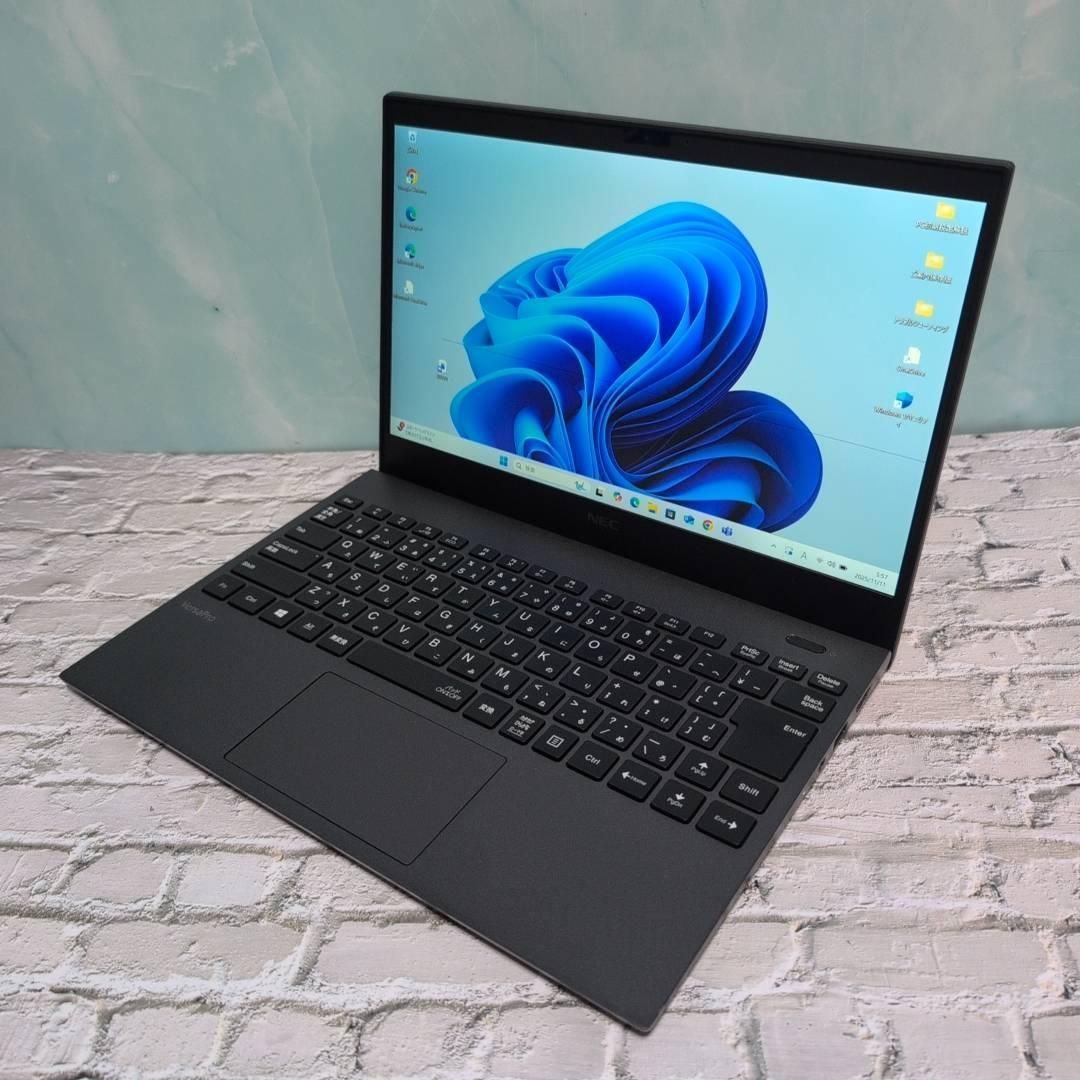 【訳あり】NEC 超軽量&超高性能 10世代i7 メモリ16GB 訳あり】NEC 超軽量&超高性能 10世代i7 メモリ16GB Office付き 即納