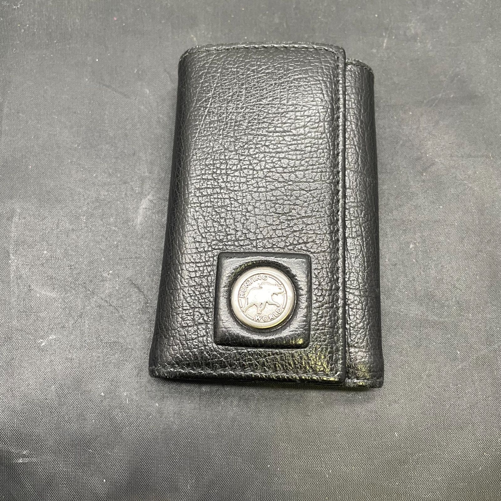 ハンティングワールド キーケース B25120256 - メルカリ