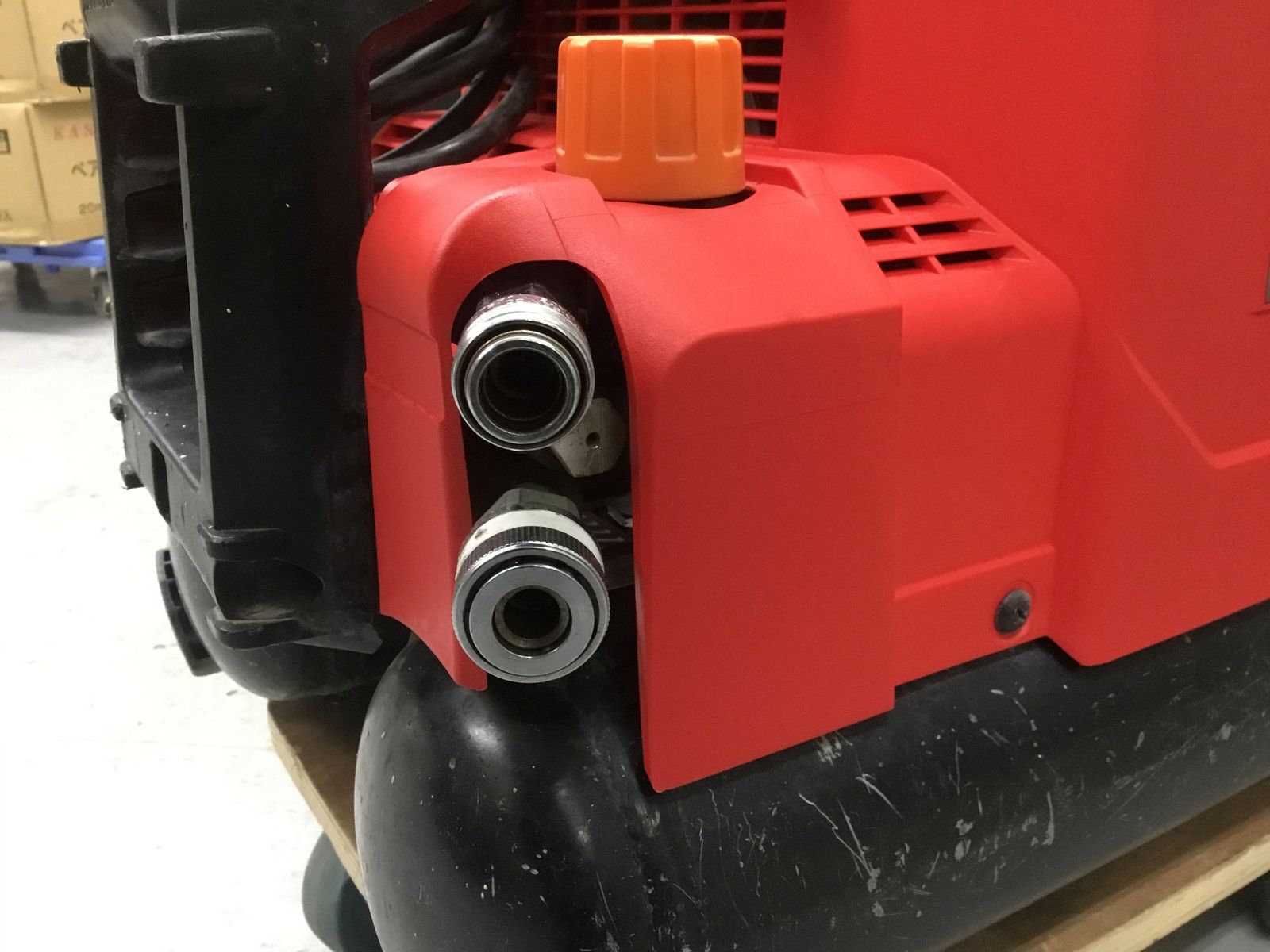 0906 高圧スーパーエアコンプレッサ