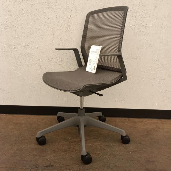 オカムラ オフィスチェア 肘あり シナーラ CD 77 ME F 2 X 3 製 グレー デザインアーム タイプ ノーマル ナイロン キャスター デスクチェア チェア イス 椅子