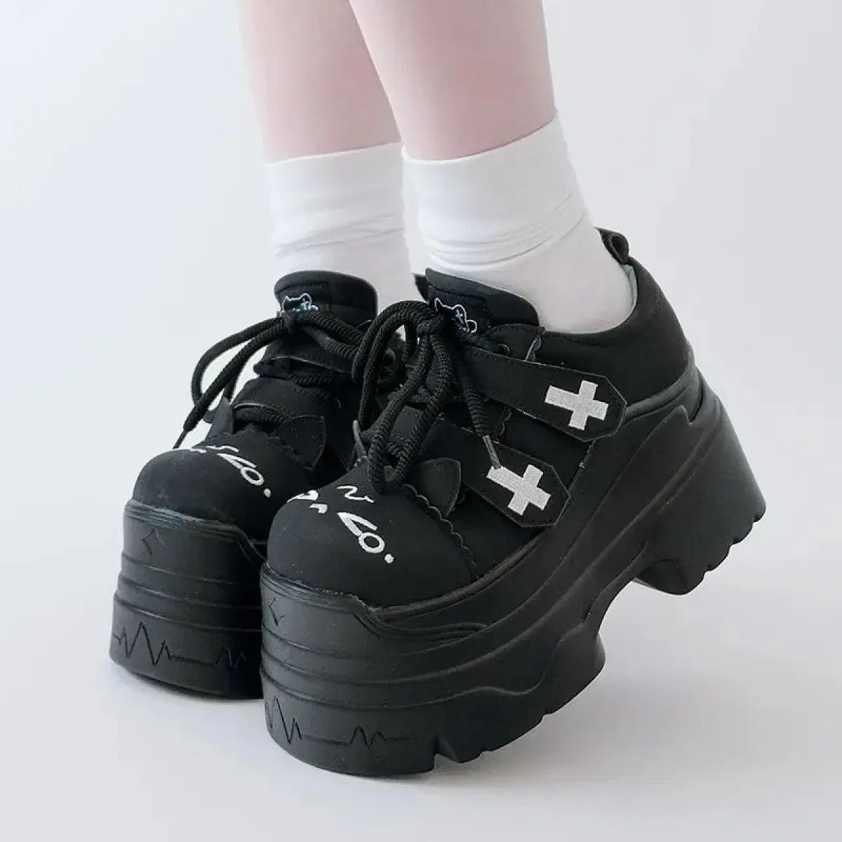 転校生 サブカルチャー フラットフォーム シューズ 検索 SYSTEM Songと靴