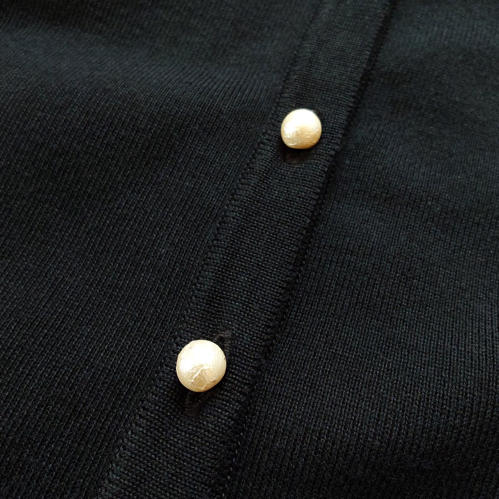 【Reneルネ】新品タグ付き定価61,600円パールボタンフーディニット36 Reneルネ】新品定価61,600円パールボタンフーディーニット36 - メルカリ