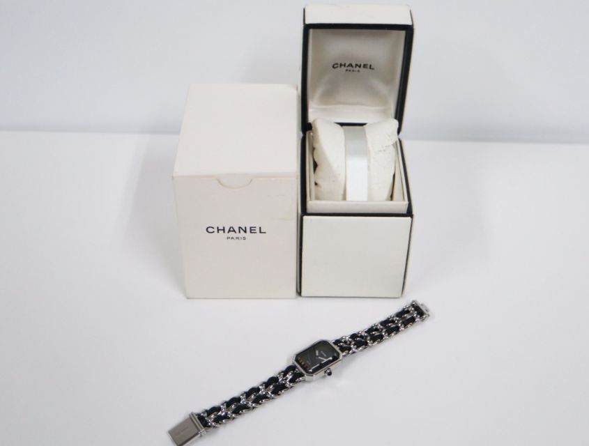 シャネル CHANEL