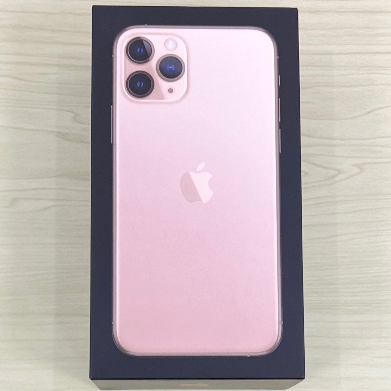 極美品】iPhone11Pro 64GB ゴールド SIMフリー 21676 - メルカリ