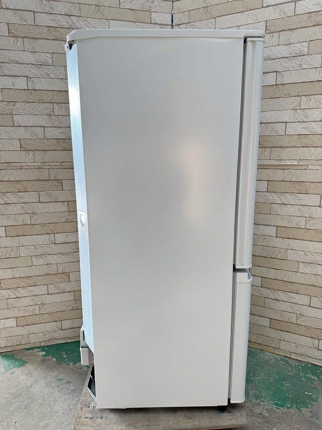 大阪送料無料☆3か月保障付き☆冷蔵庫☆ミツビシ☆2ドア