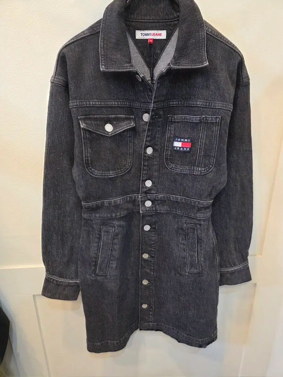 トミー ジーンズ ブラック ONE PIECE XS