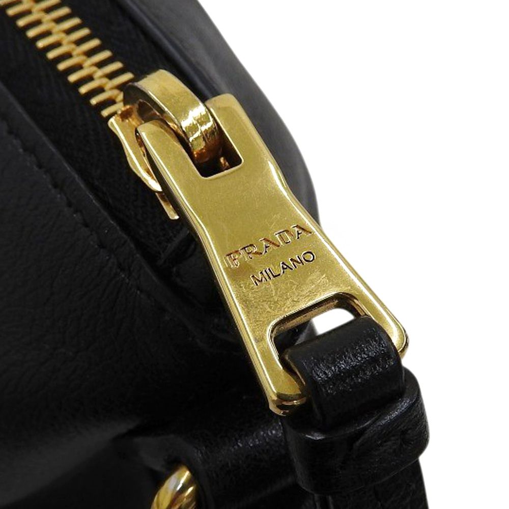 プラダ 2 WAY ハンドバッグ ショルダーバッグ ショルダーバッグ バッグ