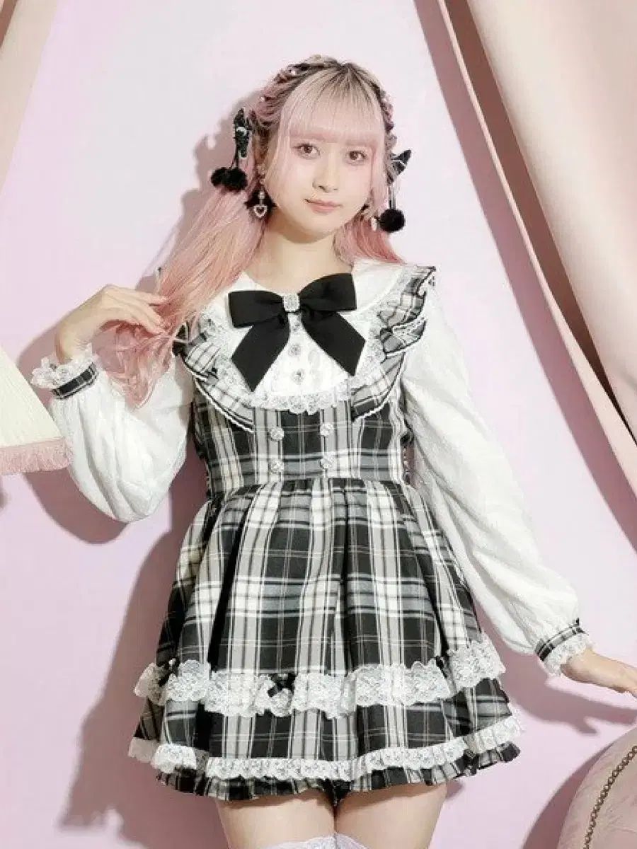 ノエミー NOEMIE メニ リボーフリル フリルヨーク セットアップ