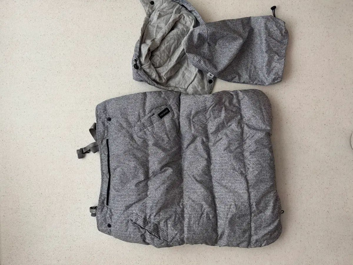 状態最高です 霧の中 ハンガリー語 グースダウン ベビーキャリア ウォーマー ヘリンボーン