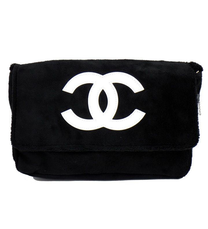 CHANEL　ショルダーバッグ　マトラッセ　ココマーク　ポーチ付き　ノベルティ CHANEL ショルダーバッグ マトラッセ ココマーク ポーチ付き