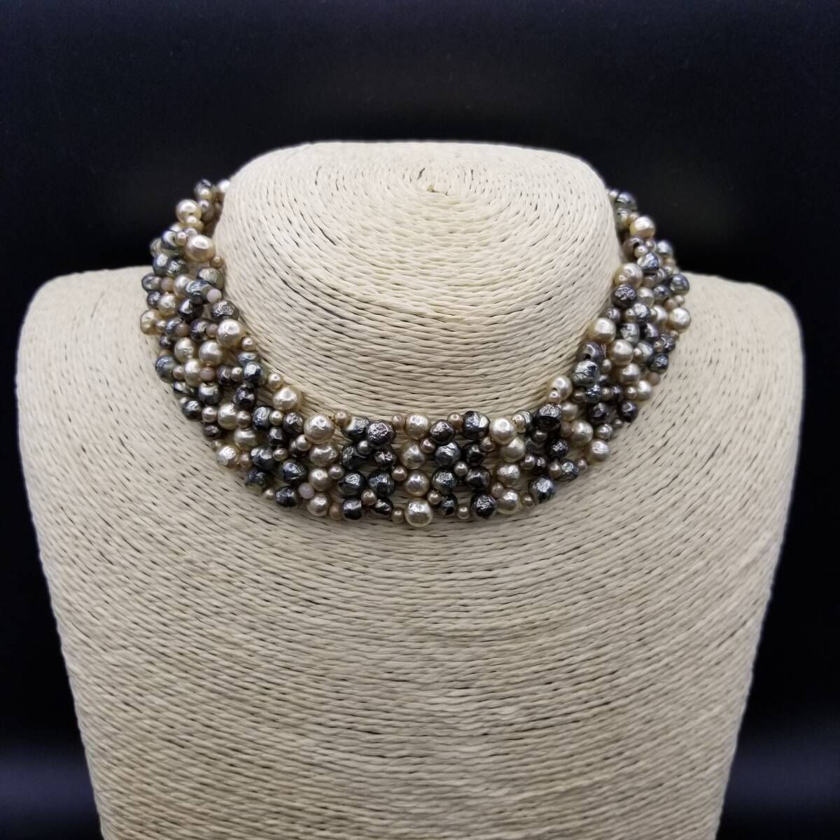 Robert DeMario NYC パール フローラル装飾 幅広 ヴィンテージ ネックレス チョーカー ゴージャス エレガント ベージュグレー Y 16-W