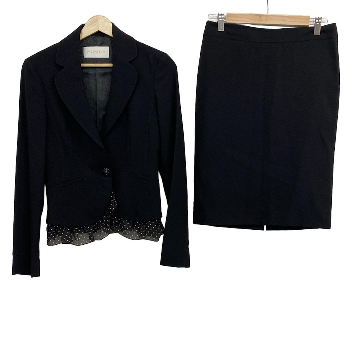 VALENTINO ROMA バレンチノローマ スカートスーツ レディース 黒 アイボリー ドット柄 フリル