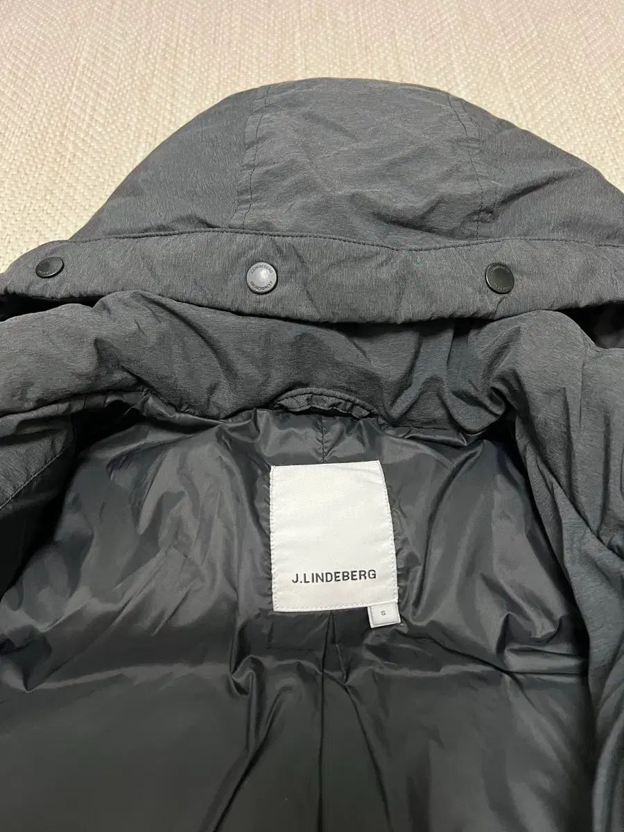 J.LINDEBERG J.リンドバーグ ダウン Sサイズ