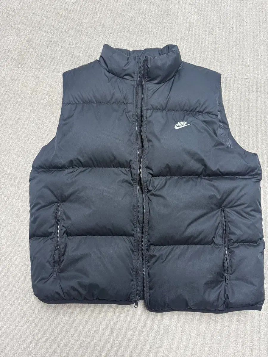 ナイキ ブラック ダウン ベスト xxl