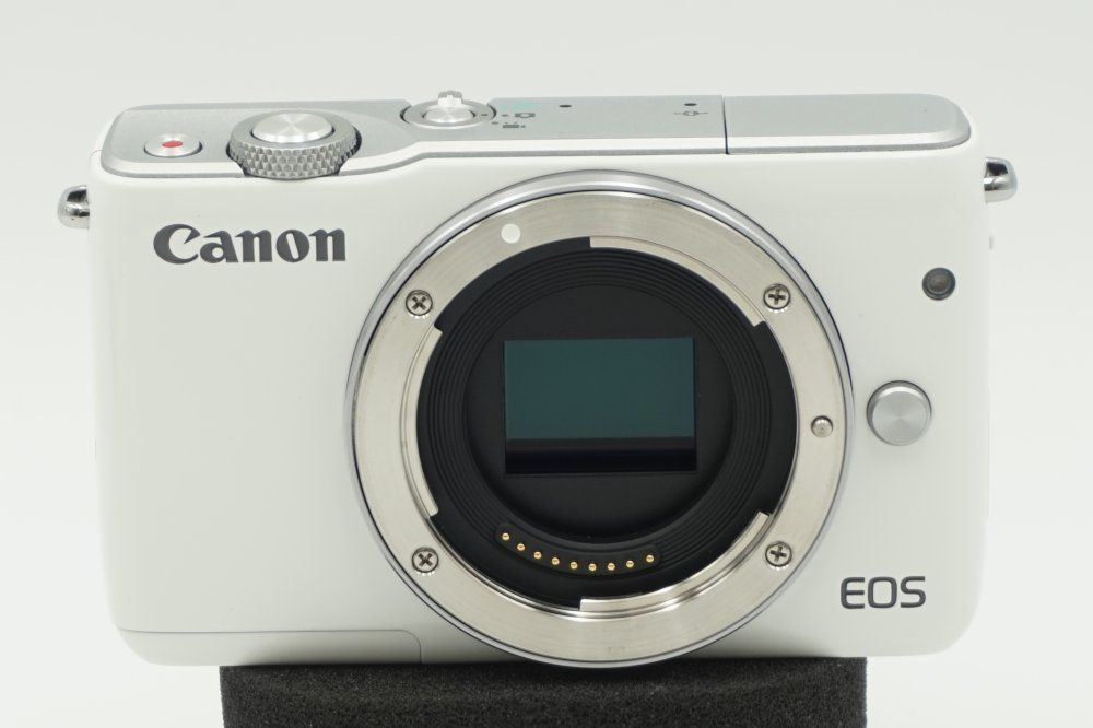 Canon EOS M10 ホワイト　美品 Amazon | Canon ミラーレス一眼カメラ EOS M10 ダブルズームキット