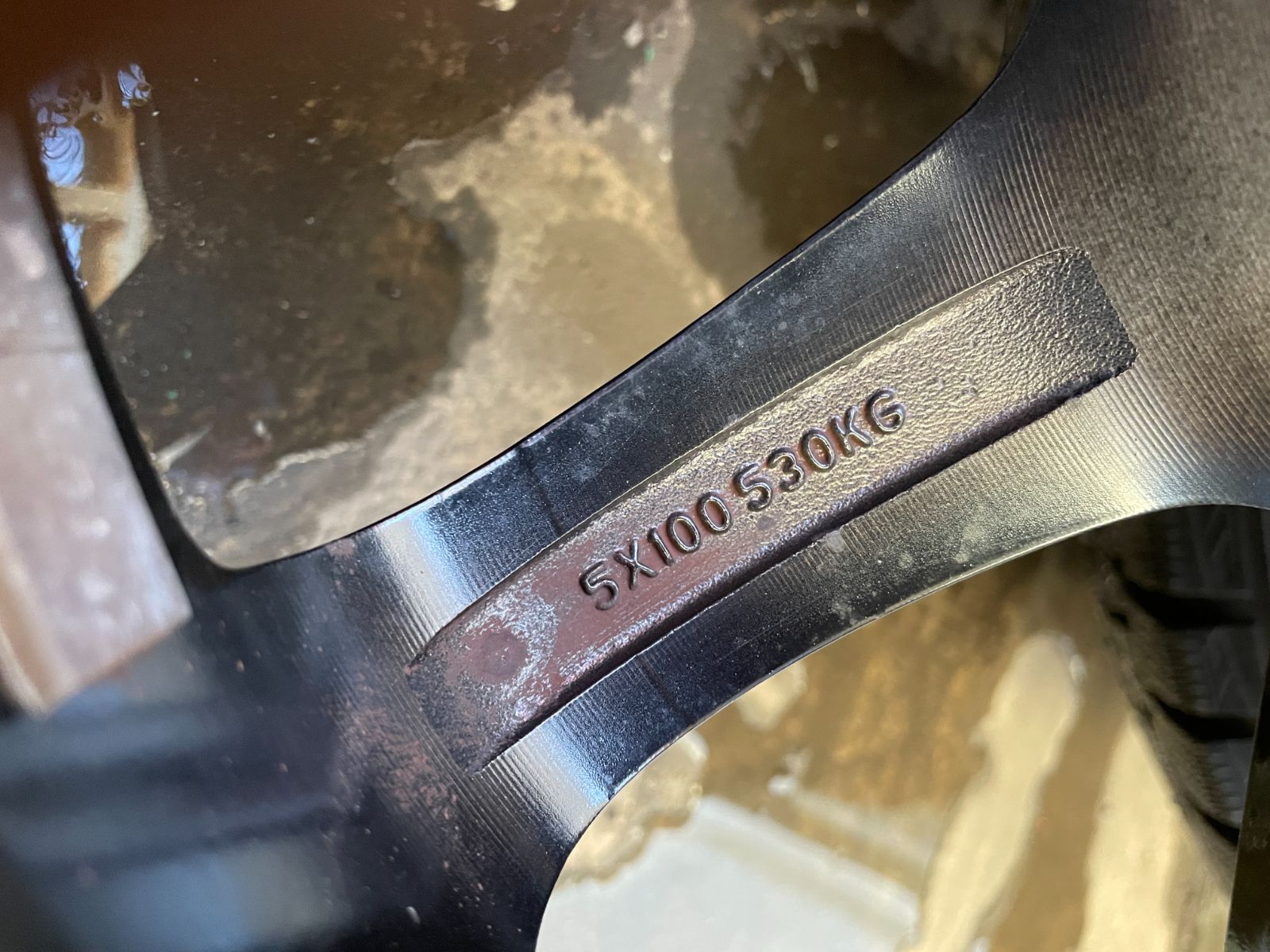 100 H＆スタッドレス