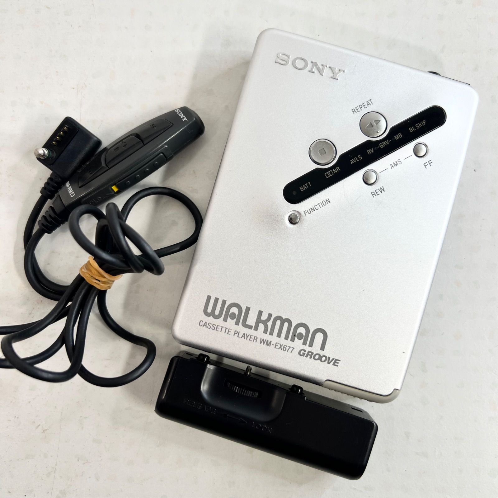 ジャンク】SONY WALKMAN WM-EX677 GROOVE イヤフォン 収納袋付き
