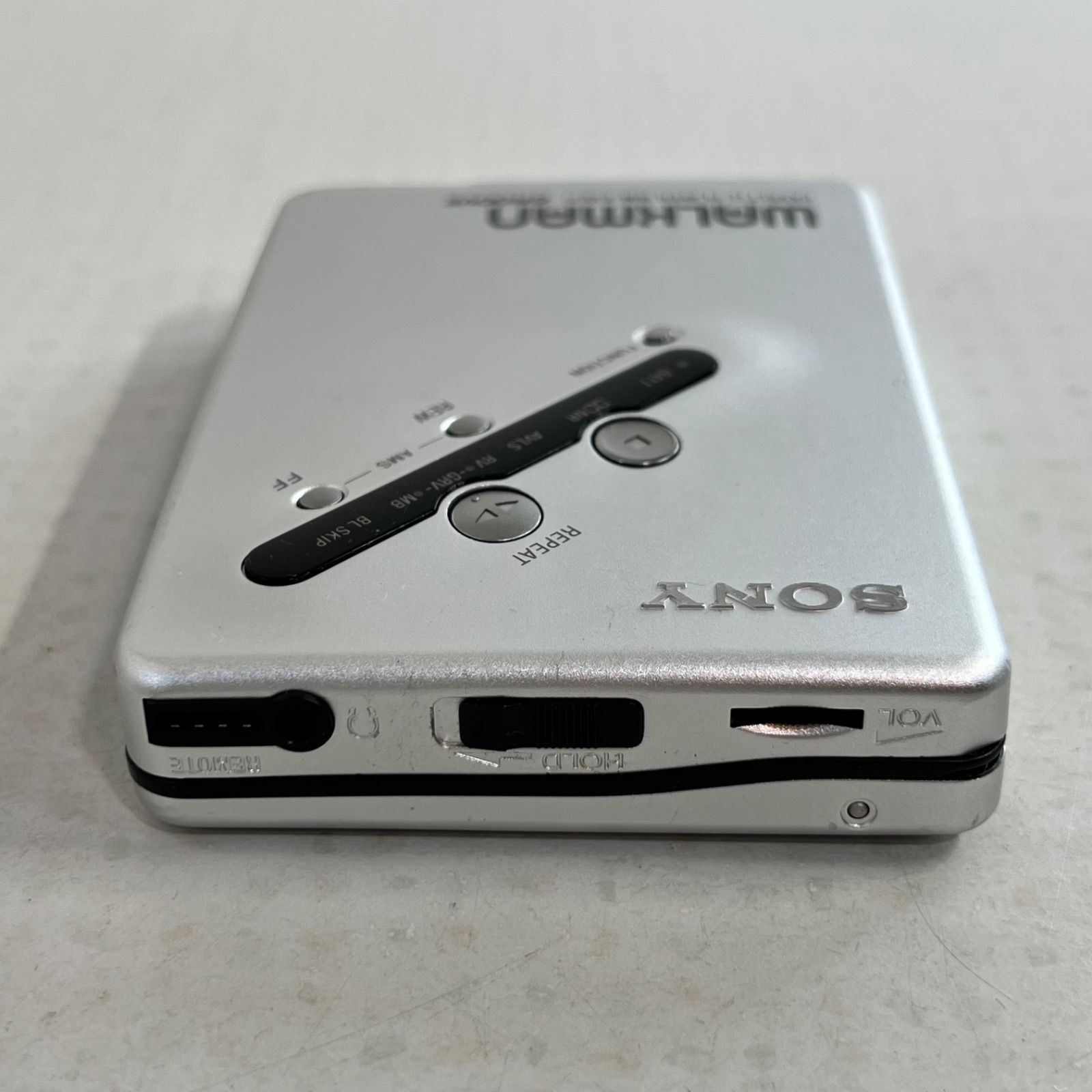 ジャンク】SONY WALKMAN WM-EX677 GROOVE イヤフォン 収納袋付き