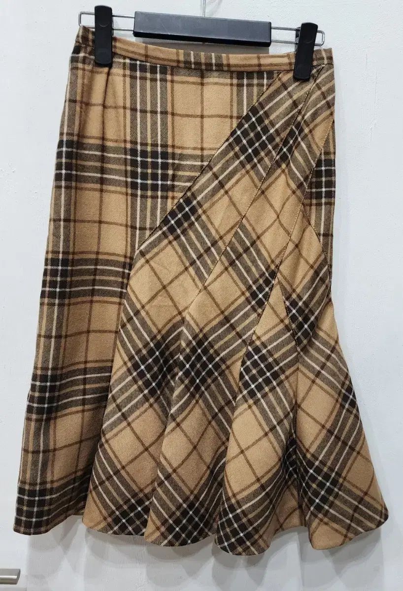 Dolce Gabbana ドルチェ＆ガッバーナ チェック ウールスカート 韓国 55