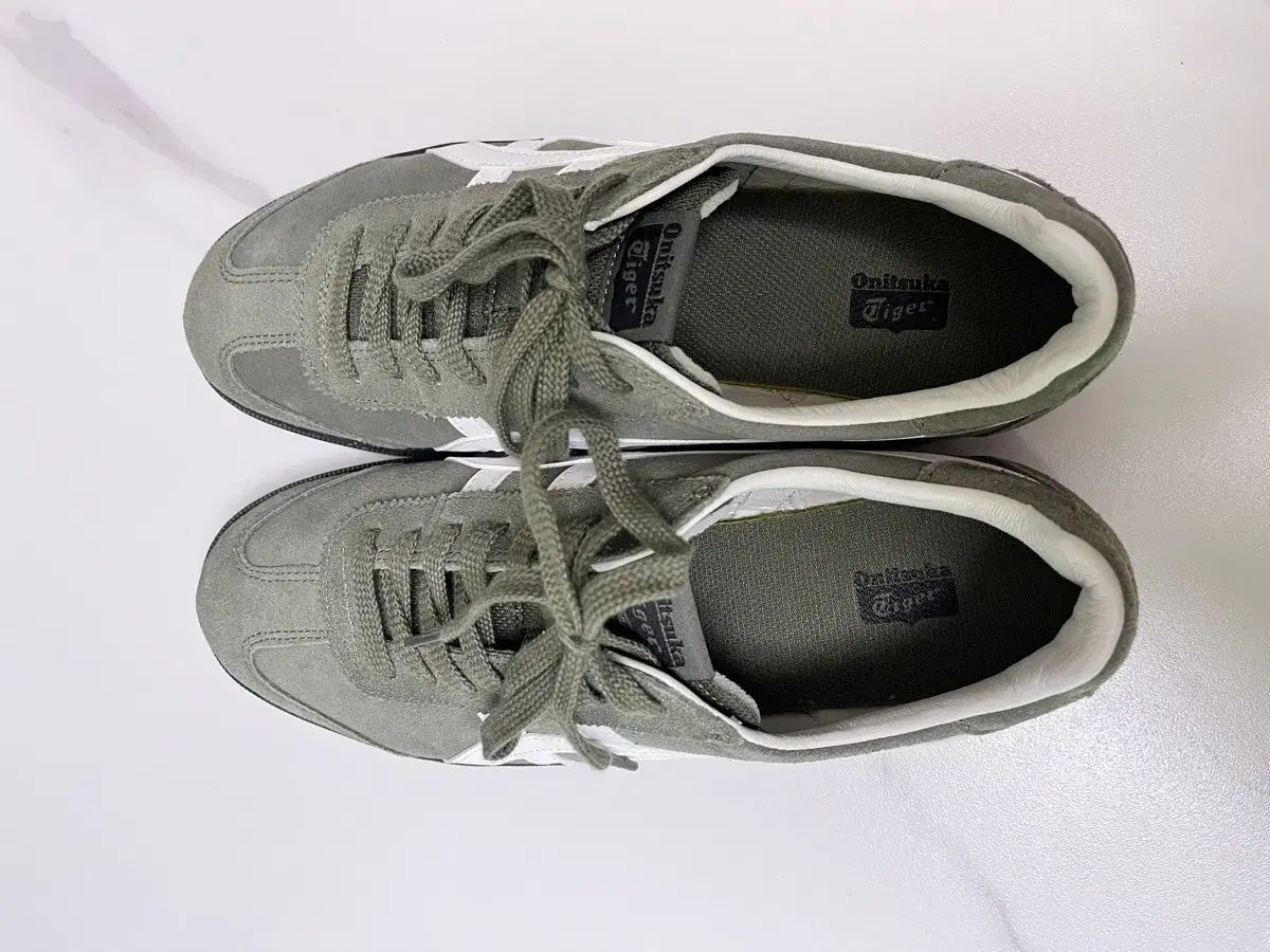 オニツカタイガー トゥーテン 265 正規品 出品