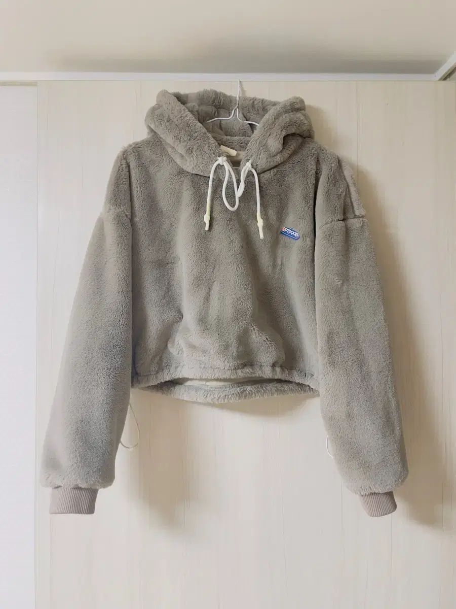 アウトドアプロダクツ ファー クロップド フード