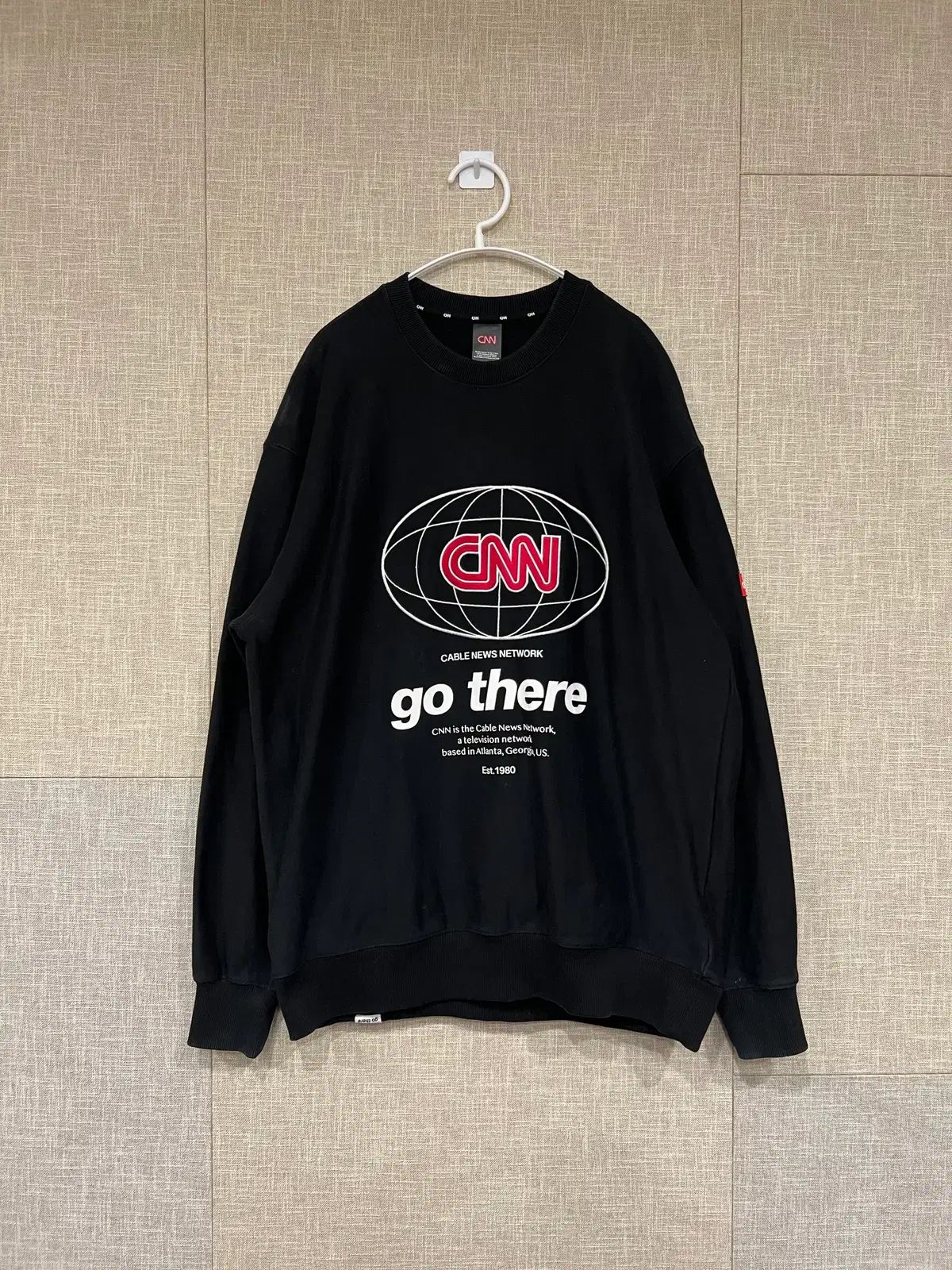 CNN ゴーデヤー ネットワーク 刺繍 プリンティング スウェット 95 ブラック