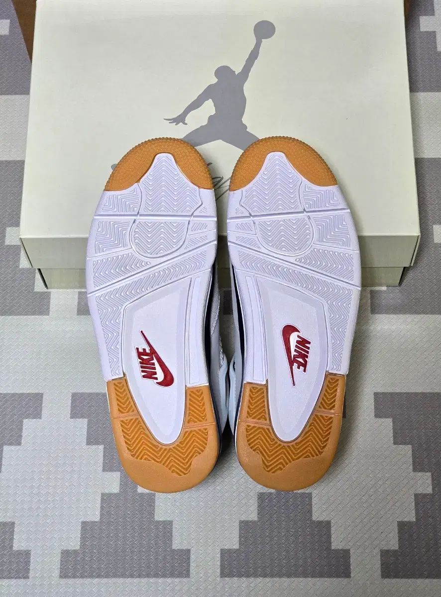  ジョーダン 4 x NIKE SB レトロ SP サミット 白 ネイビー 265 シューズ(男性用) バスケットボール