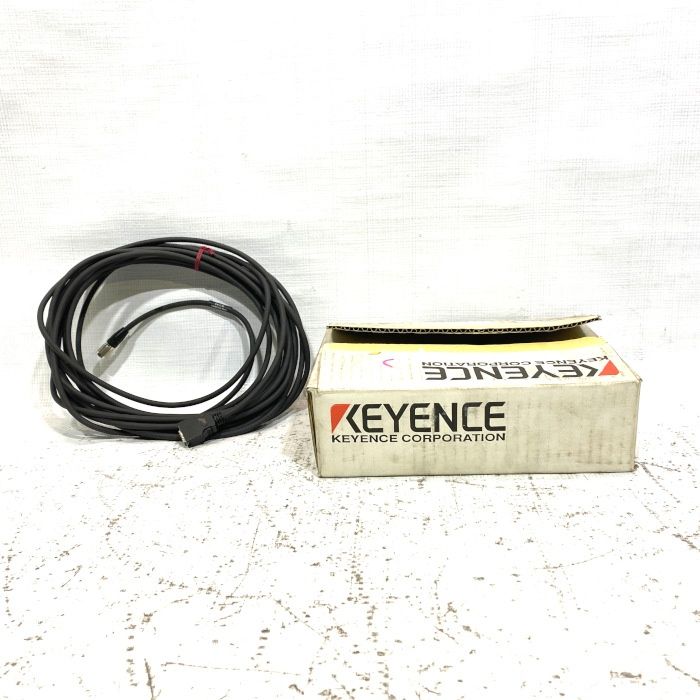 キーエンス カメラ用ケーブル CV-C 10