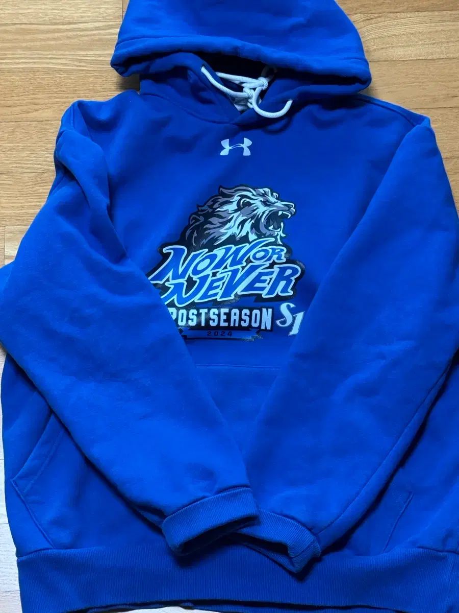 サムスン ライオンズ アンダーアーマー ポストシーズン フードTシャツ