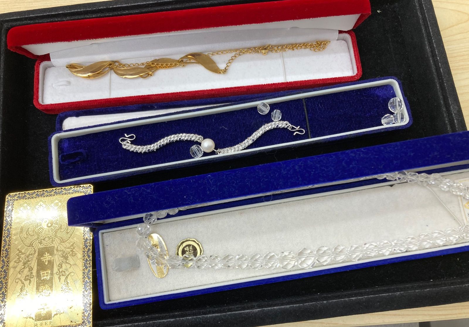 遺品整理アクセサリー - メルカリ